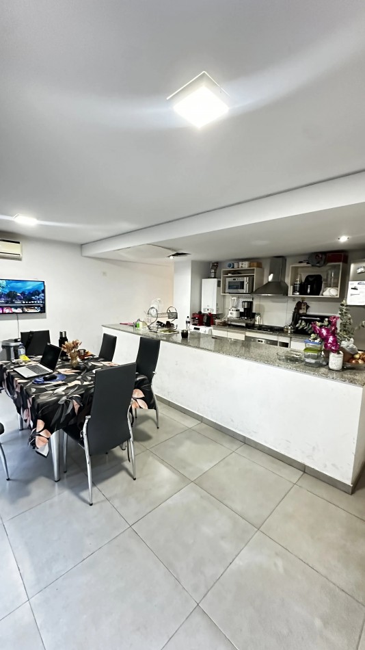 Hermoso duplex en Claros con pileta