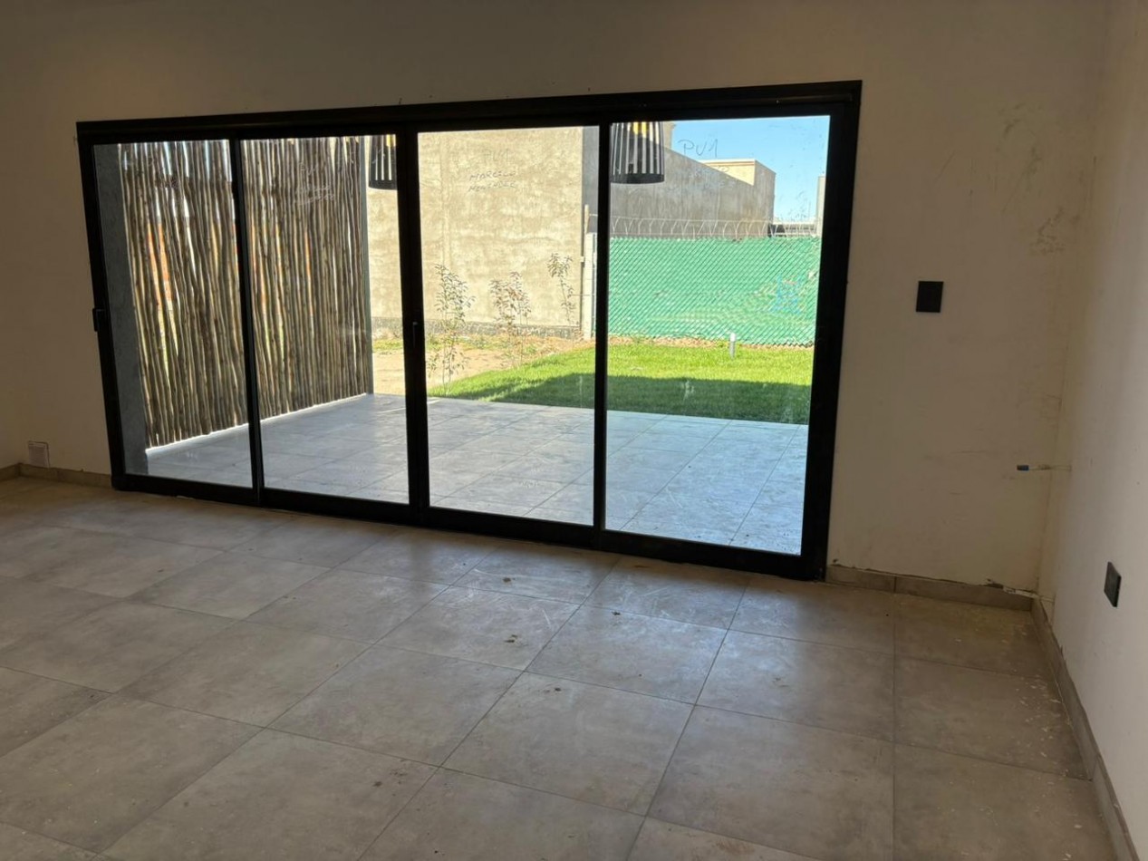 Se vende Duplex a ESTRENAR Docta Etapa 3
