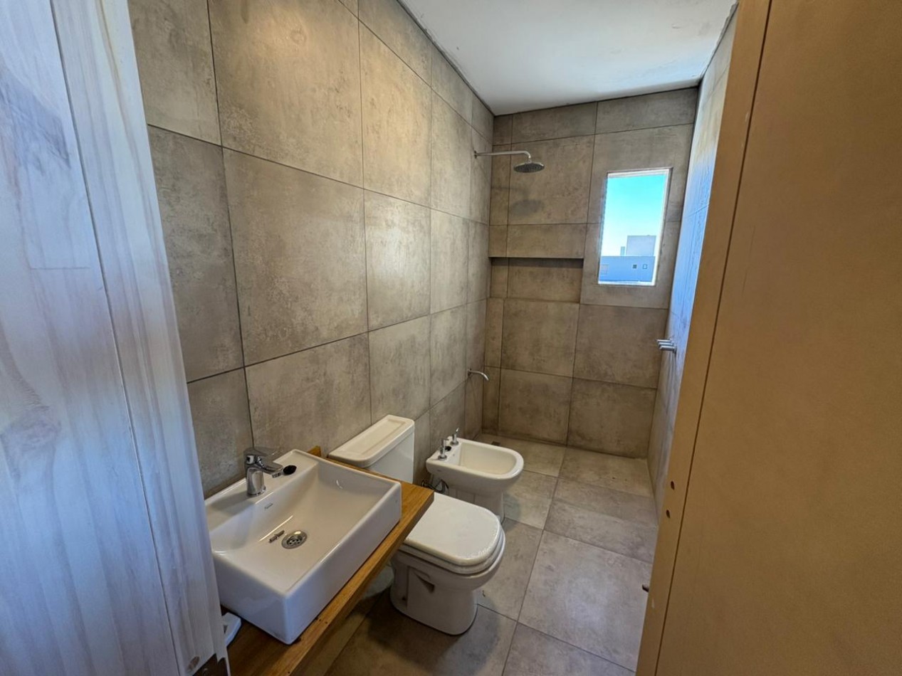 Se vende Duplex a ESTRENAR Docta Etapa 3