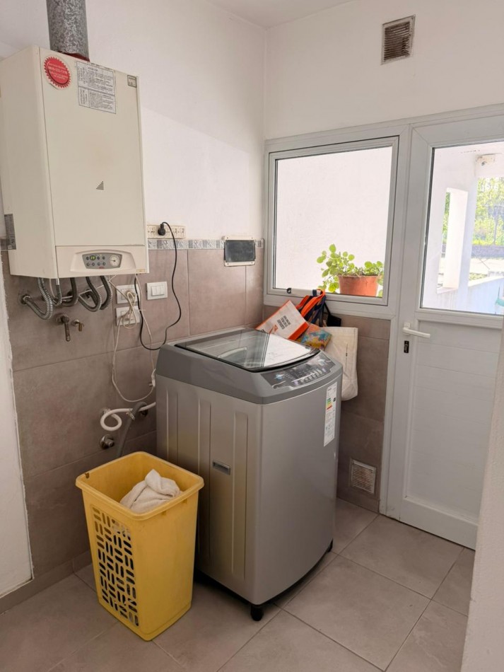 Se vende hermosa casa en Claros del Bosque