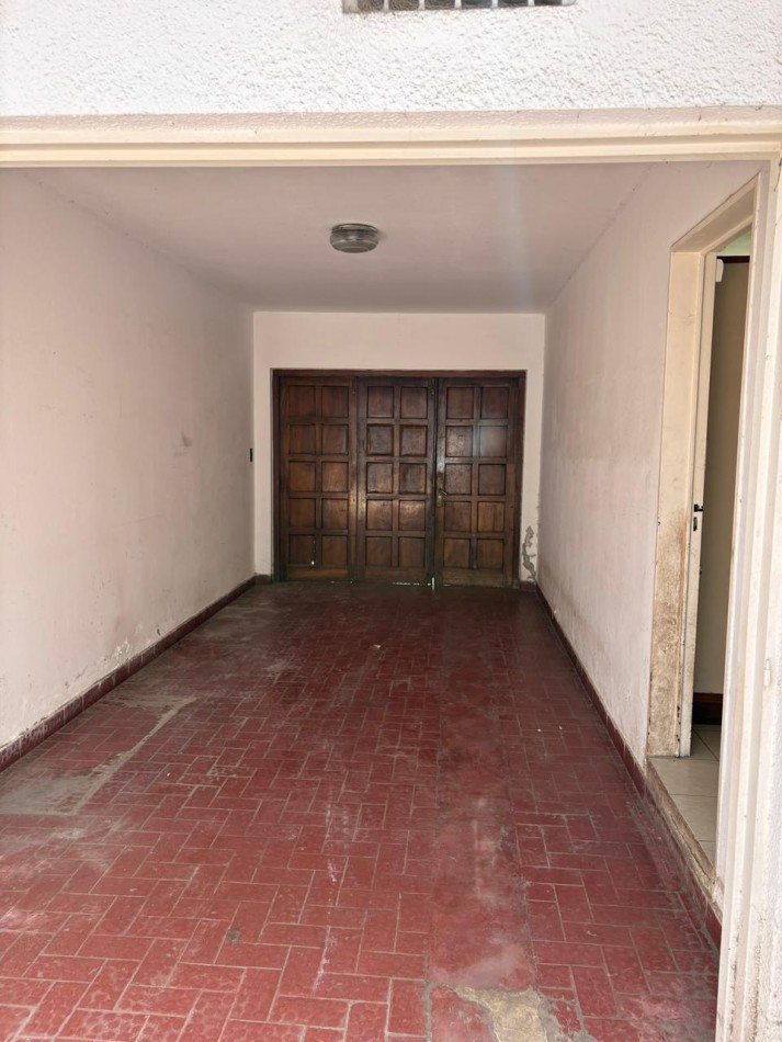 Se vende amplia casa en Tablada Park