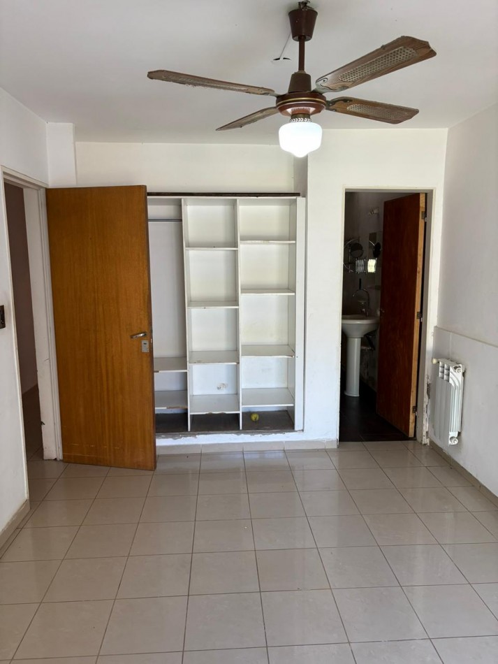 Se vende amplia casa en Tablada Park