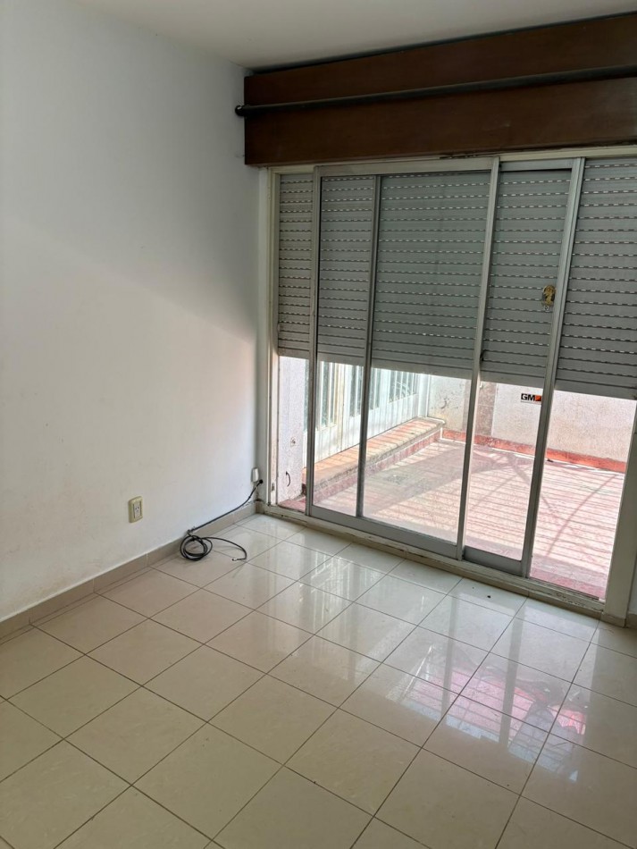 Se vende amplia casa en Tablada Park