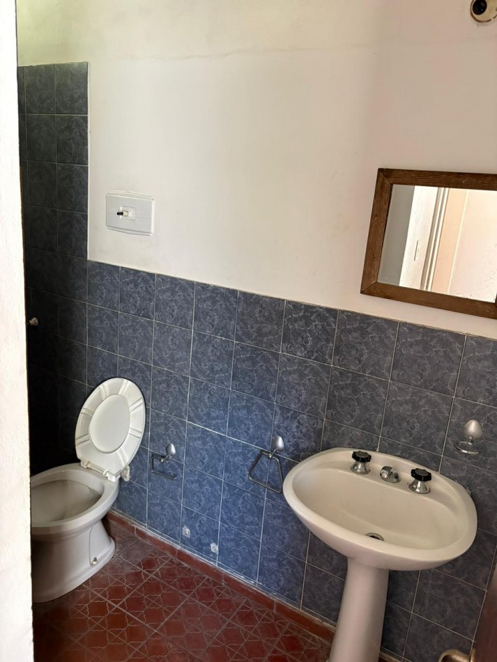 Se vende amplia casa en Tablada Park