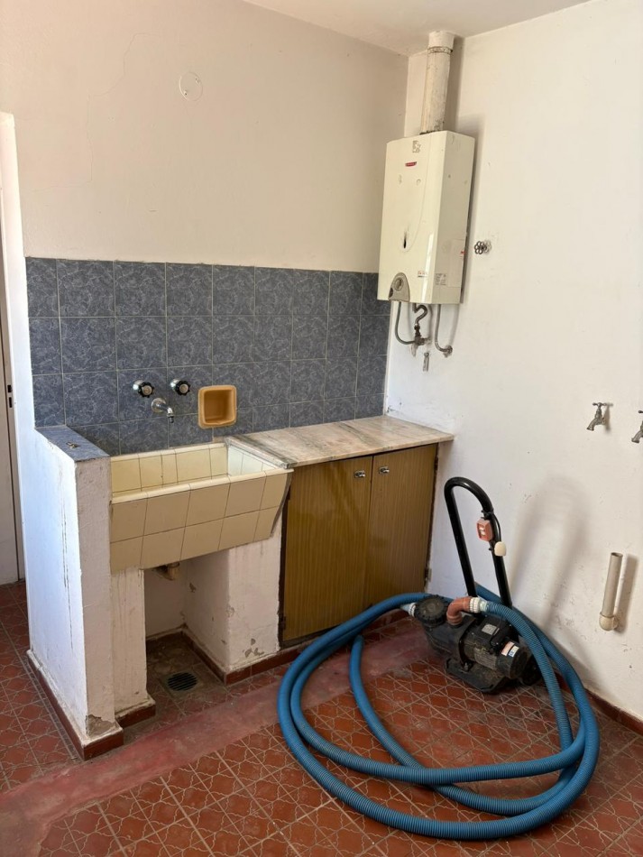 Se vende amplia casa en Tablada Park