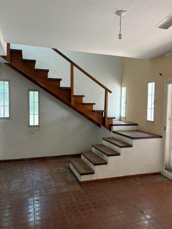 Se vende amplia casa en Tablada Park