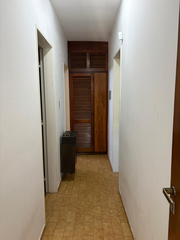 Se vende amplia casa en Tablada Park