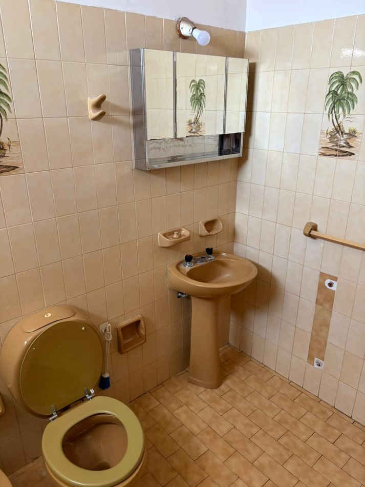 Se vende amplia casa en Tablada Park