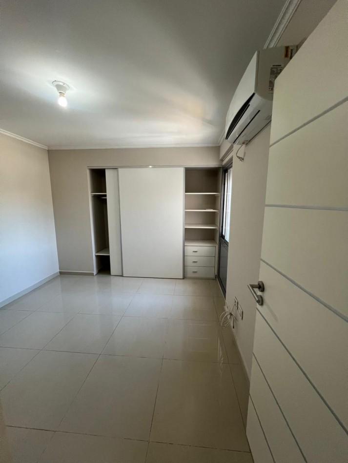 Se vende departamento en Altos Villasol