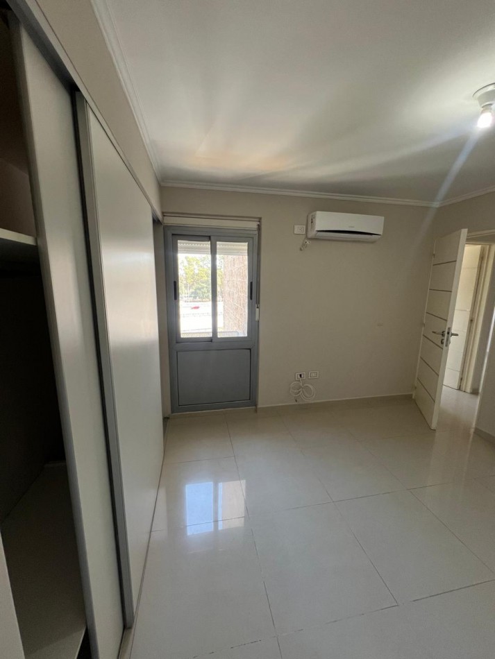 Se vende departamento en Altos Villasol