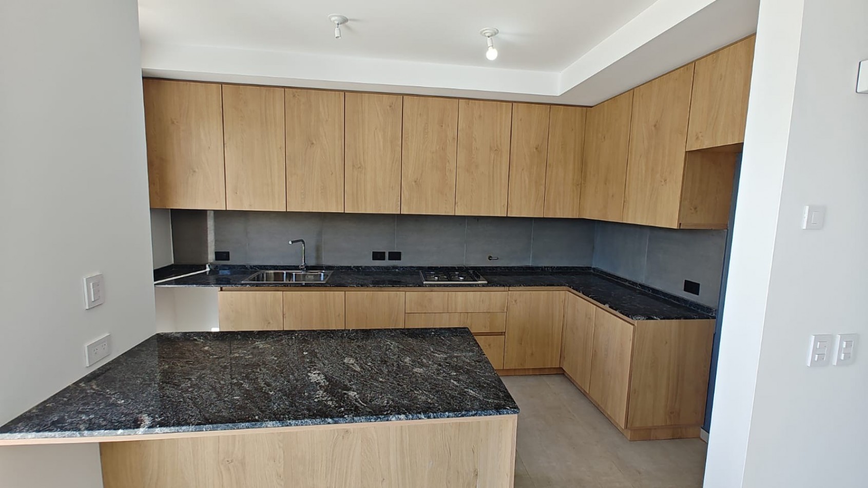 Casa con dormitorio en planta baja en Rincones de Manantiales