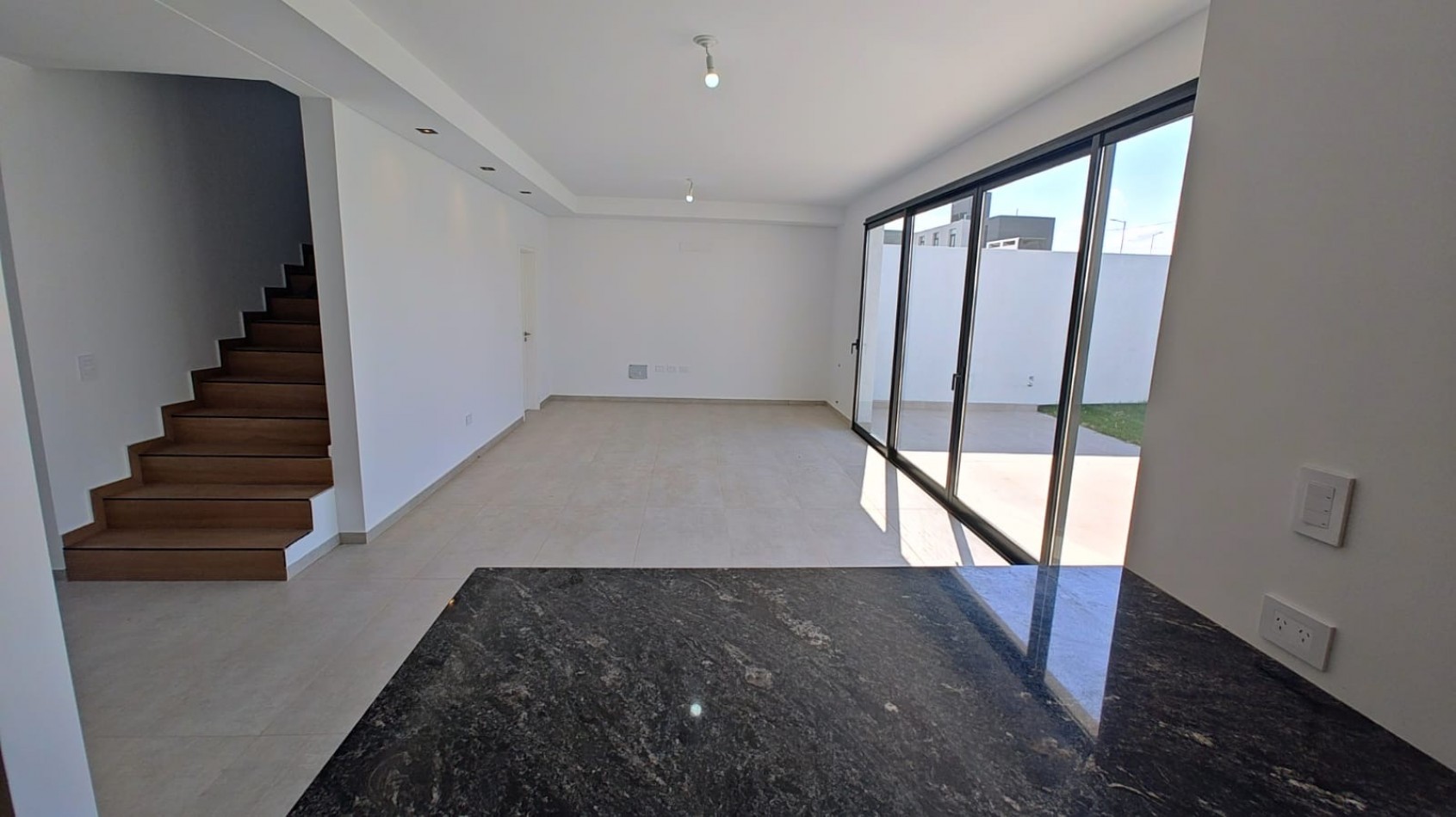 Casa con dormitorio en planta baja en Rincones de Manantiales