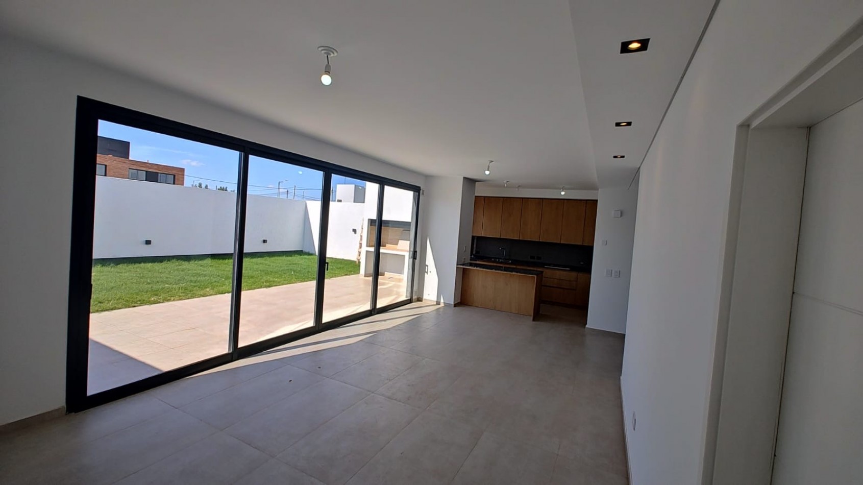 Casa con dormitorio en planta baja en Rincones de Manantiales