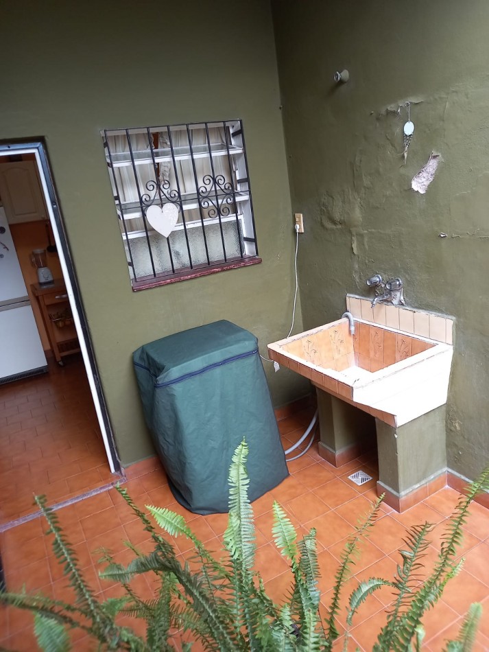 Casa en venta | 3 dormitorios | Quincho | Cochera