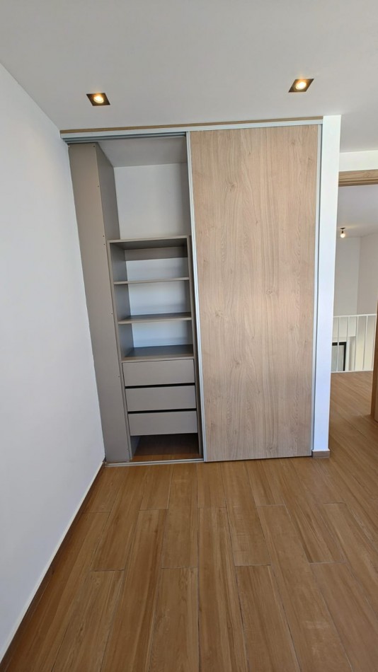 Se vende hermoso Duplex Campo Chico