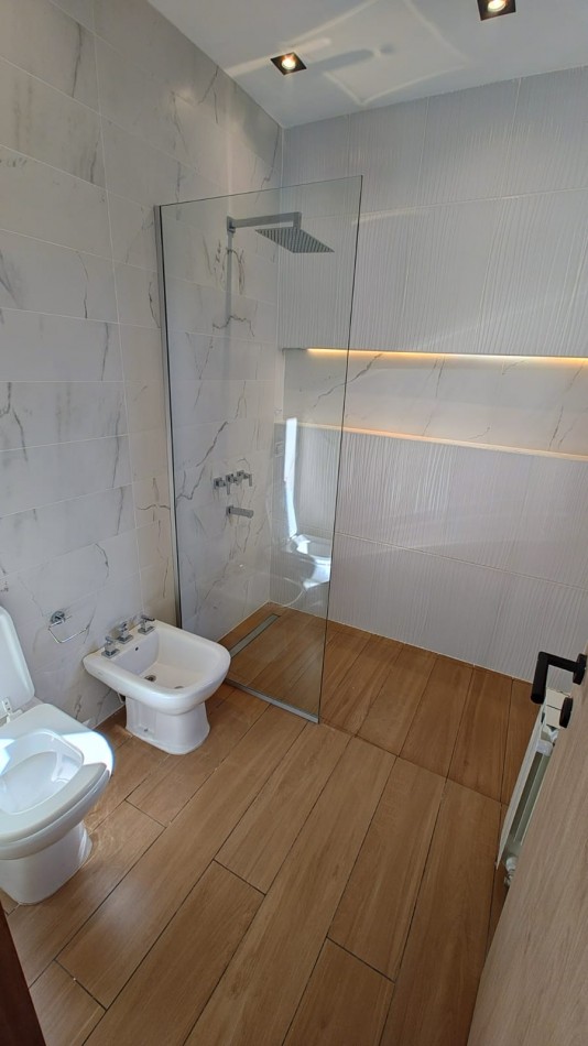 Se vende hermoso Duplex Campo Chico