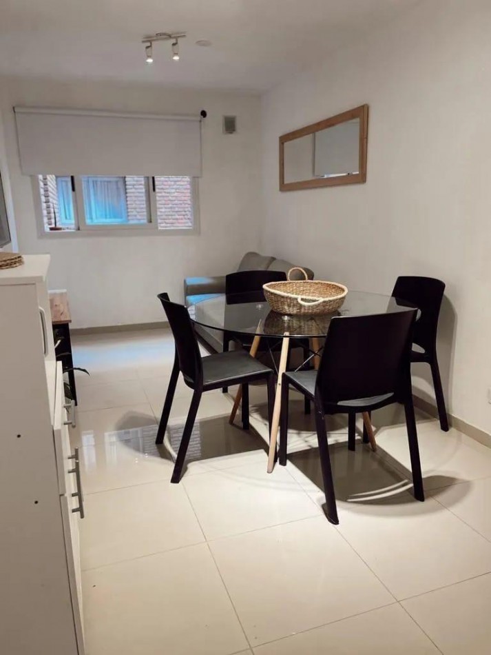 Se alquila departamento en General Paz