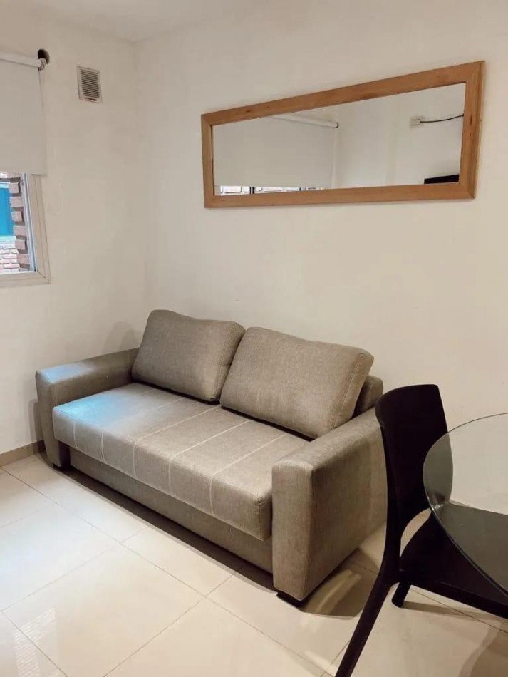 Se alquila departamento en General Paz