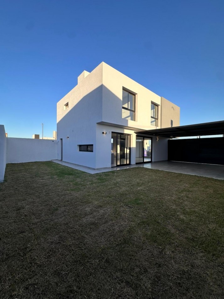 Casa en venta en Barrio Rincones de Manantiales