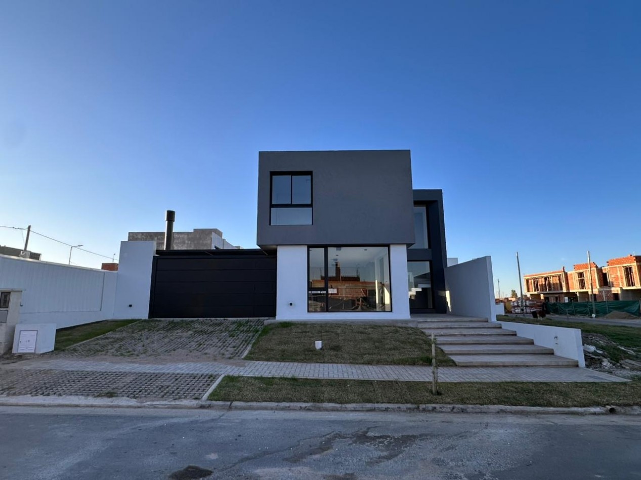 Casa en venta en Barrio Rincones de Manantiales