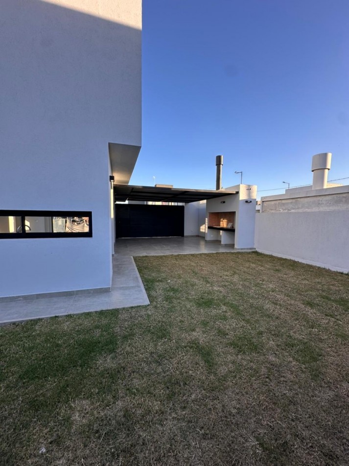 Casa en venta en Barrio Rincones de Manantiales