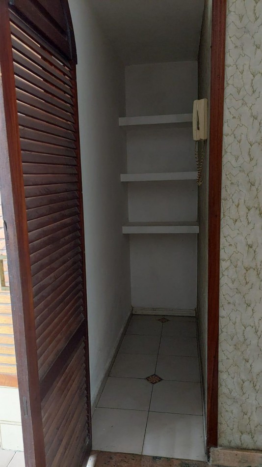 Departamento en alquiler de 3 dormitorios - 150 m² - Centro - Balcon al frente