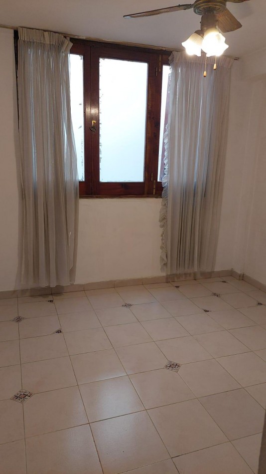 Departamento en alquiler de 3 dormitorios - 150 m² - Centro - Balcon al frente