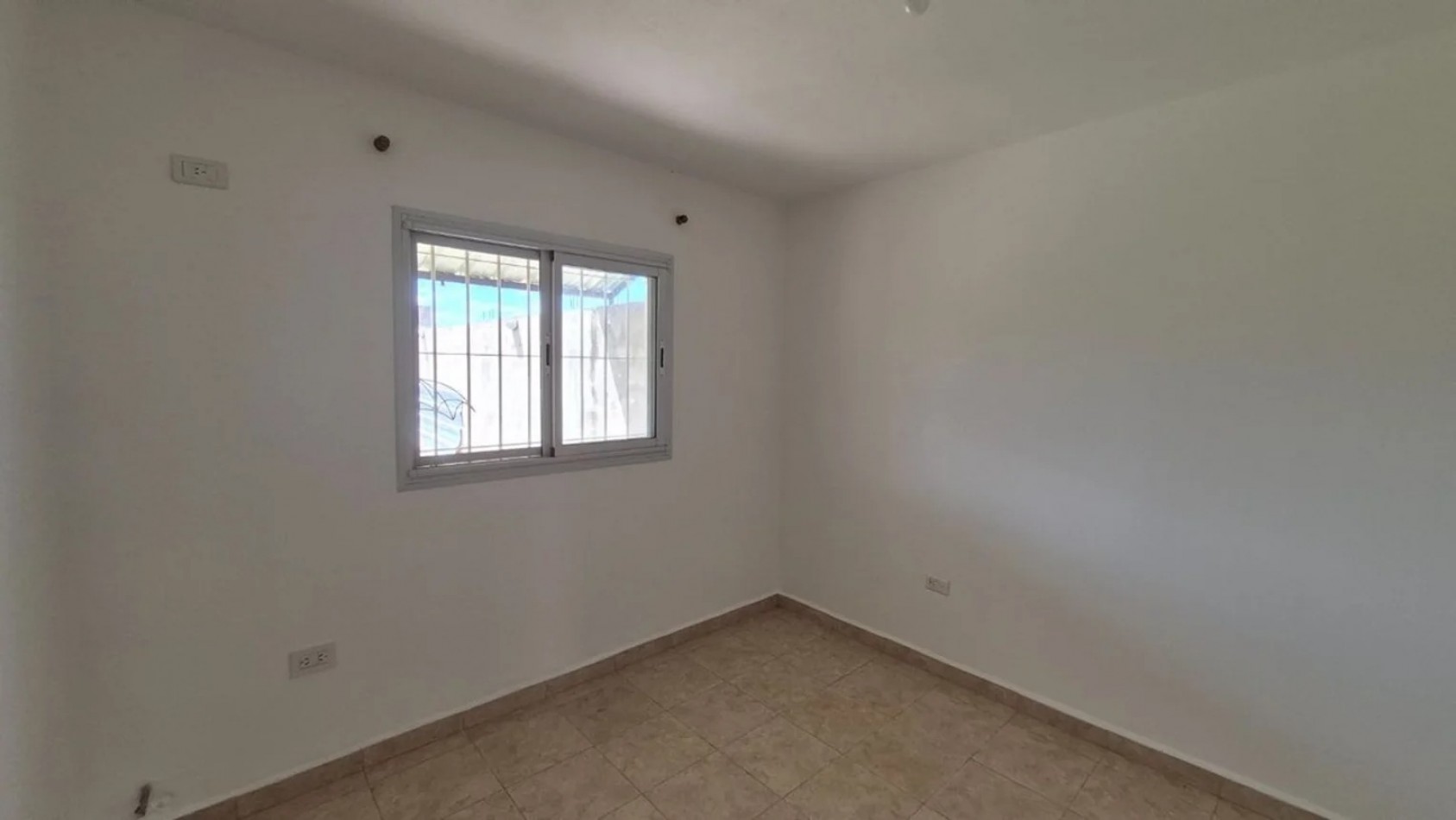 Casa 2 dormitorios en Arguello Norte - Escritura al dia