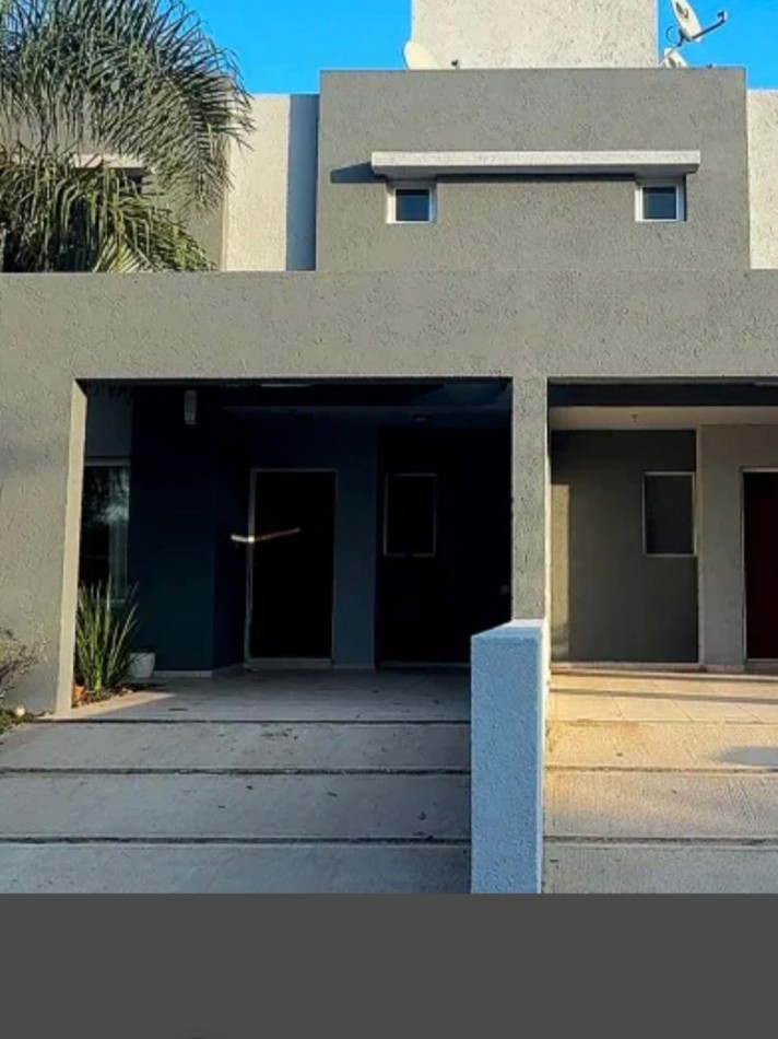 SE VENDE HERMOSO DUPLEX TRES DORMITORIOS ZONA NORTE