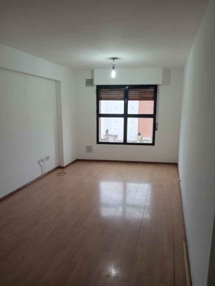 Alquilo Departamento de 50 m² con 1 Dormitorio en Alquiler Centro.
