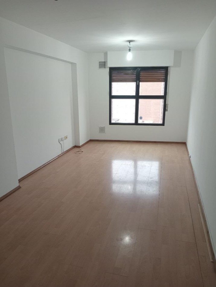 Alquilo Departamento de 50 m² con 1 Dormitorio en Alquiler Centro.