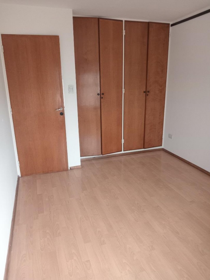 Alquilo Departamento de 50 m² con 1 Dormitorio en Alquiler Centro.