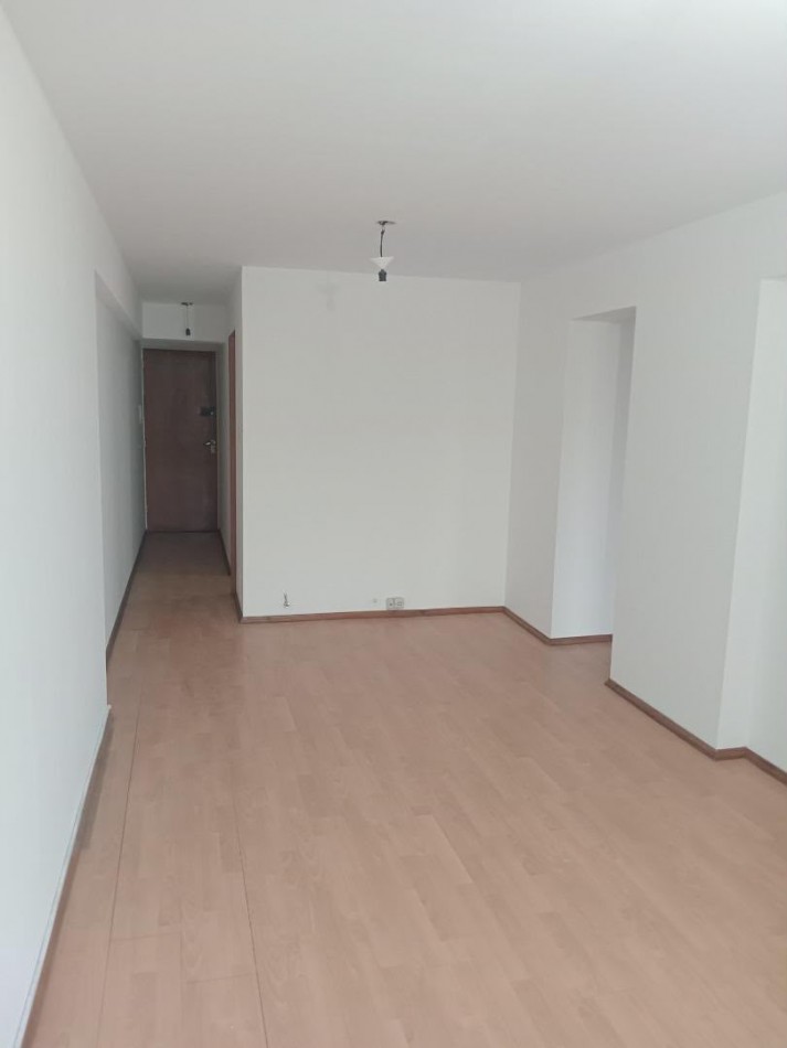 Alquilo Departamento de 50 m² con 1 Dormitorio en Alquiler Centro.
