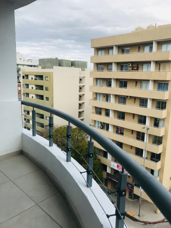 HERMOSO DEPARTAMENTO EN VENTA - TORRE ODOGAN 