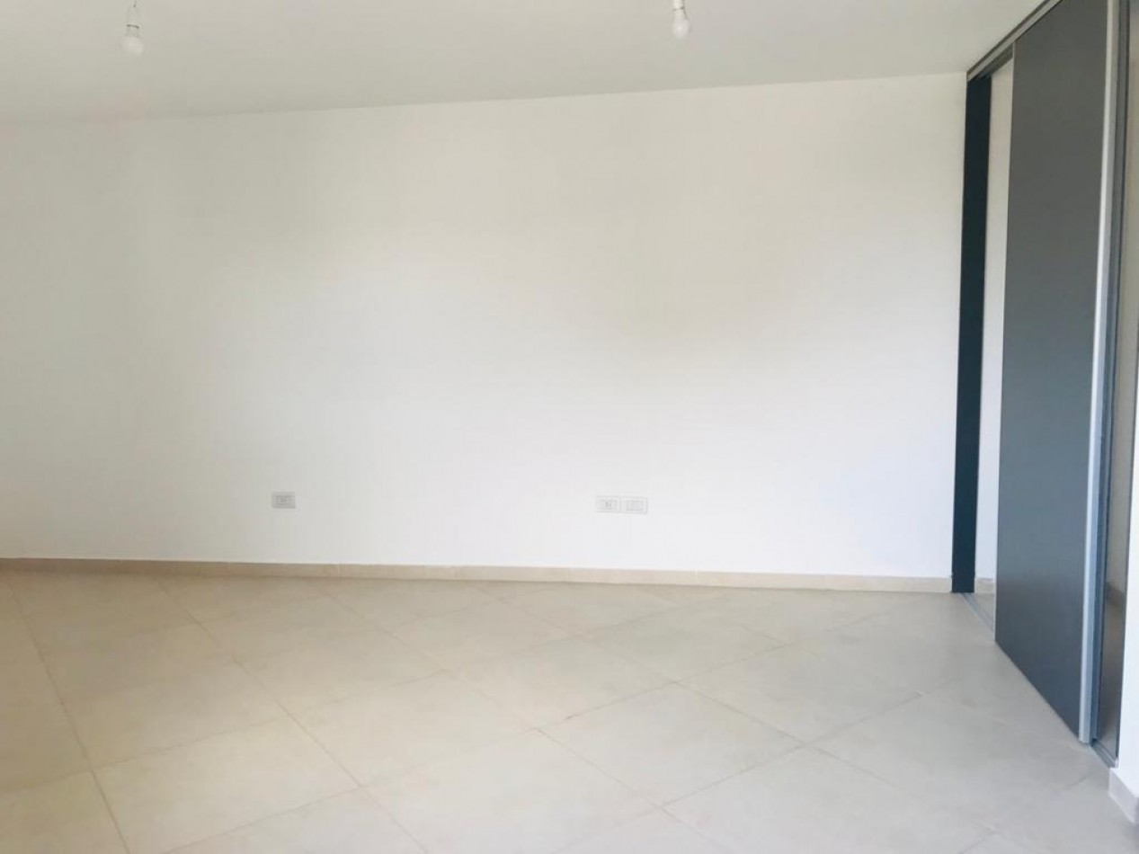HERMOSO DEPARTAMENTO EN VENTA - TORRE ODOGAN 