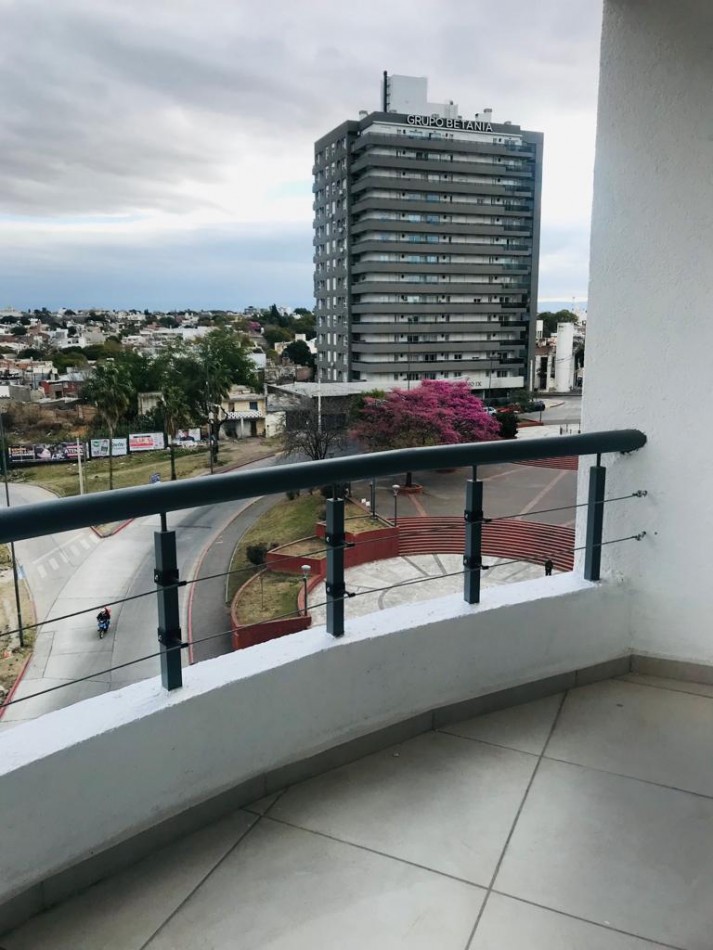 HERMOSO DEPARTAMENTO EN VENTA - TORRE ODOGAN 