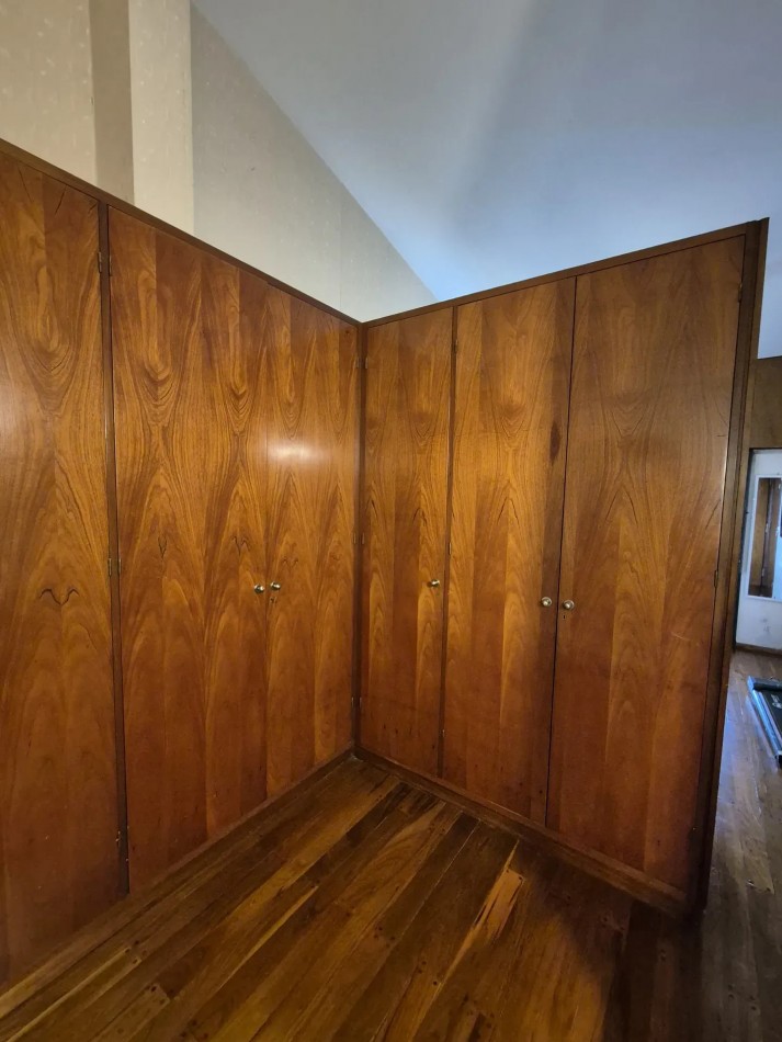 Oportunidad! Venta ! Importante Casa De 4 Dormitorios Barrio Maipu 2 Seccion!