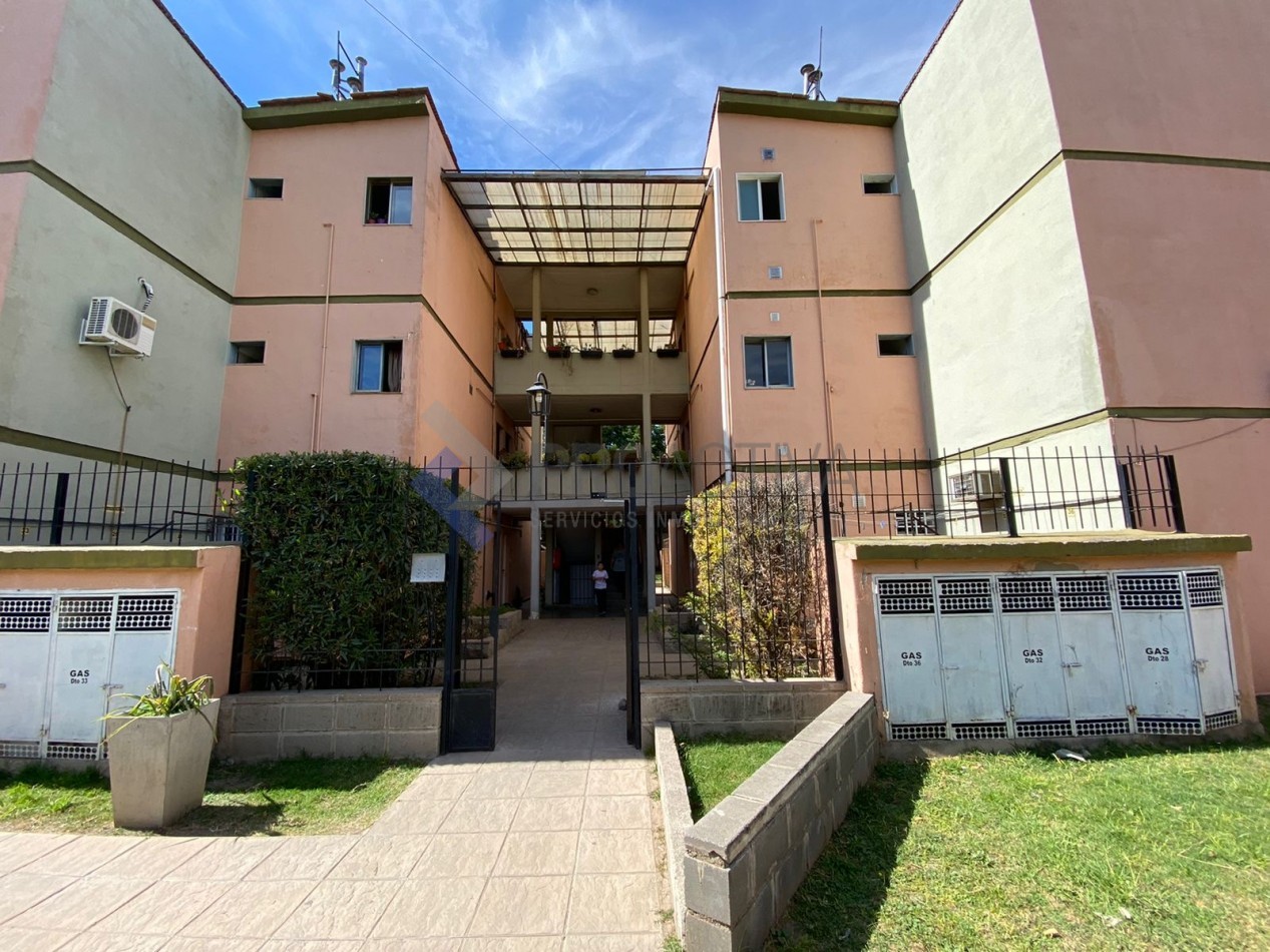 Se vende dpto en Barrio San Fernando 2 dorm