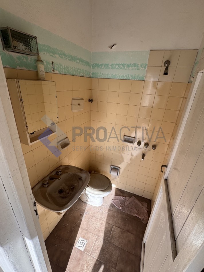 SE VENDE CASA EN ALTO ALBERDI - APTA CREDITO