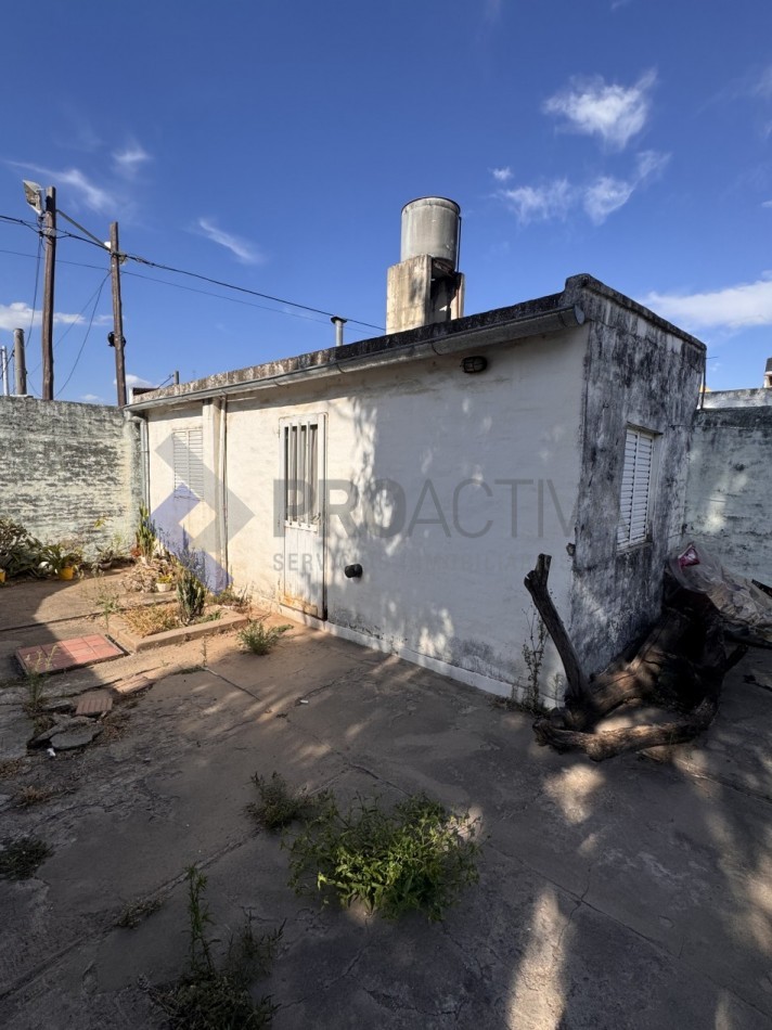 SE VENDE CASA EN ALTO ALBERDI - APTA CREDITO